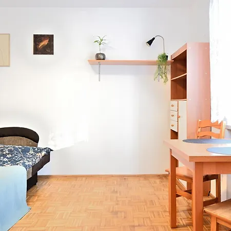 Apartman D&a Wiktorska, Metro Raclawicka *