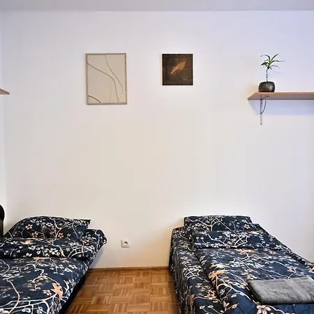 Apartamento D&a Wiktorska, Metro Raclawicka