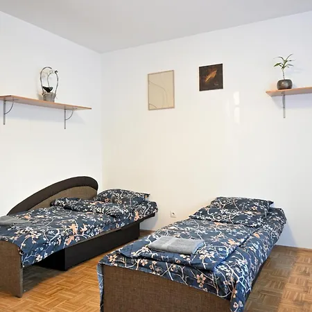 D&a Wiktorska, Metro Raclawicka Apartman Varsó